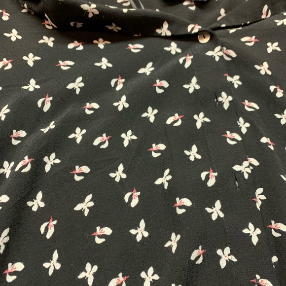 Butterfly shirt🦋 - Picture 2 of 4